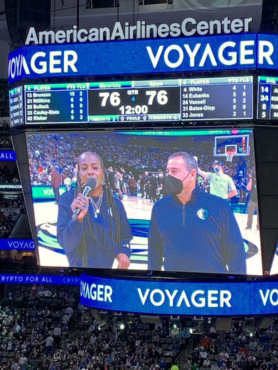 UTSnakeyes's tweet photo. @investvoyager representing throughout the entire @dallasmavs with @Ehrls15 game today from Voyager cards at every seat, halftime advertisement, on the big screen, on the side of the court, and of course yours truly shilling $vgx #VGXheroes. See below for more pictures! https://t.co/0OqYtJumaC