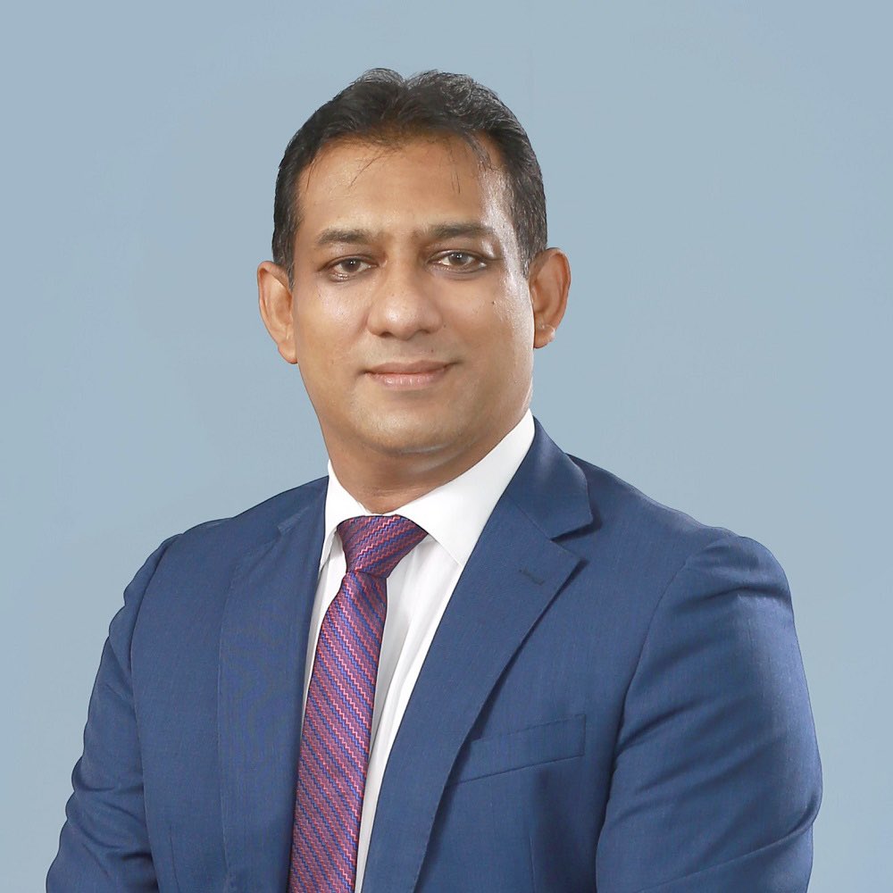 LOLCOfficial's tweet photo. Mr. Conrad Dias has been appointed as a Non-Independent, Non-Executive Director of the SANASA Development Bank PLC (SDB). Mr. Conrad Dias also serves as the Non-Executive Director of LOLC Holdings PLC, and Director/ CEO of LOLC Finance PLC, and Chairman of LOLC Technologies Ltd. https://t.co/J2RleNdY31
