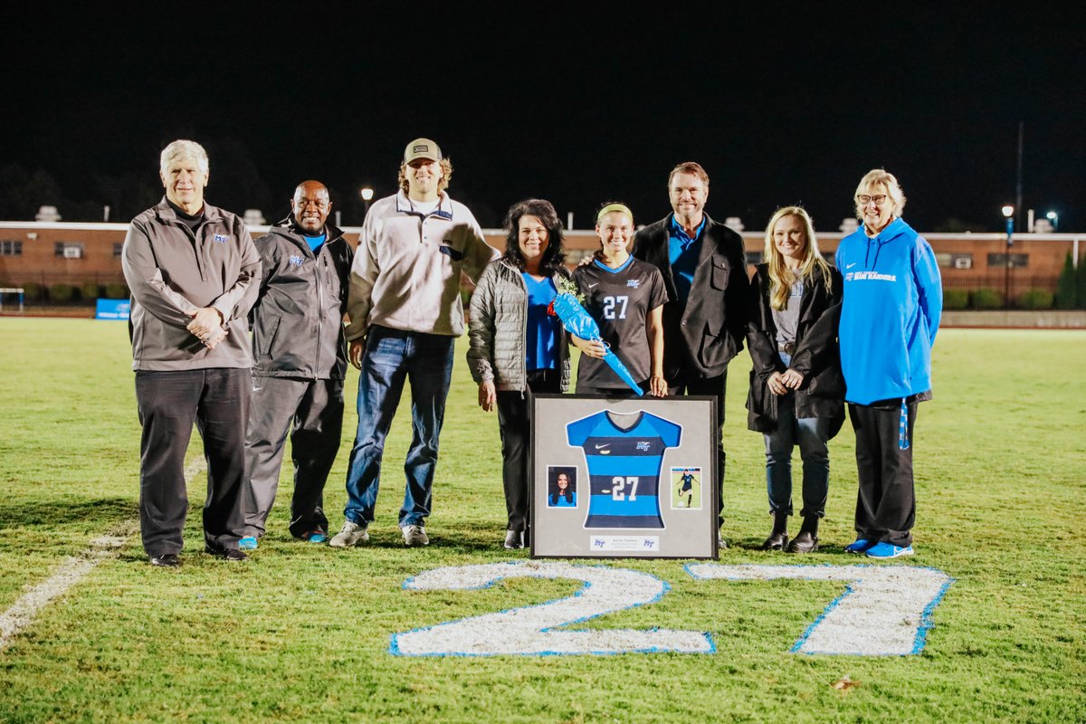 MT_Soccer's tweet photo. ����𝗵𝗮𝗻𝗸 𝘆𝗼𝘂, 𝘀𝗲𝗻𝗶𝗼𝗿𝘀!

Forever and always, go Blue Raiders! ⚡

#BlueRaiders | #MT https://t.co/6UWP2LnOpe