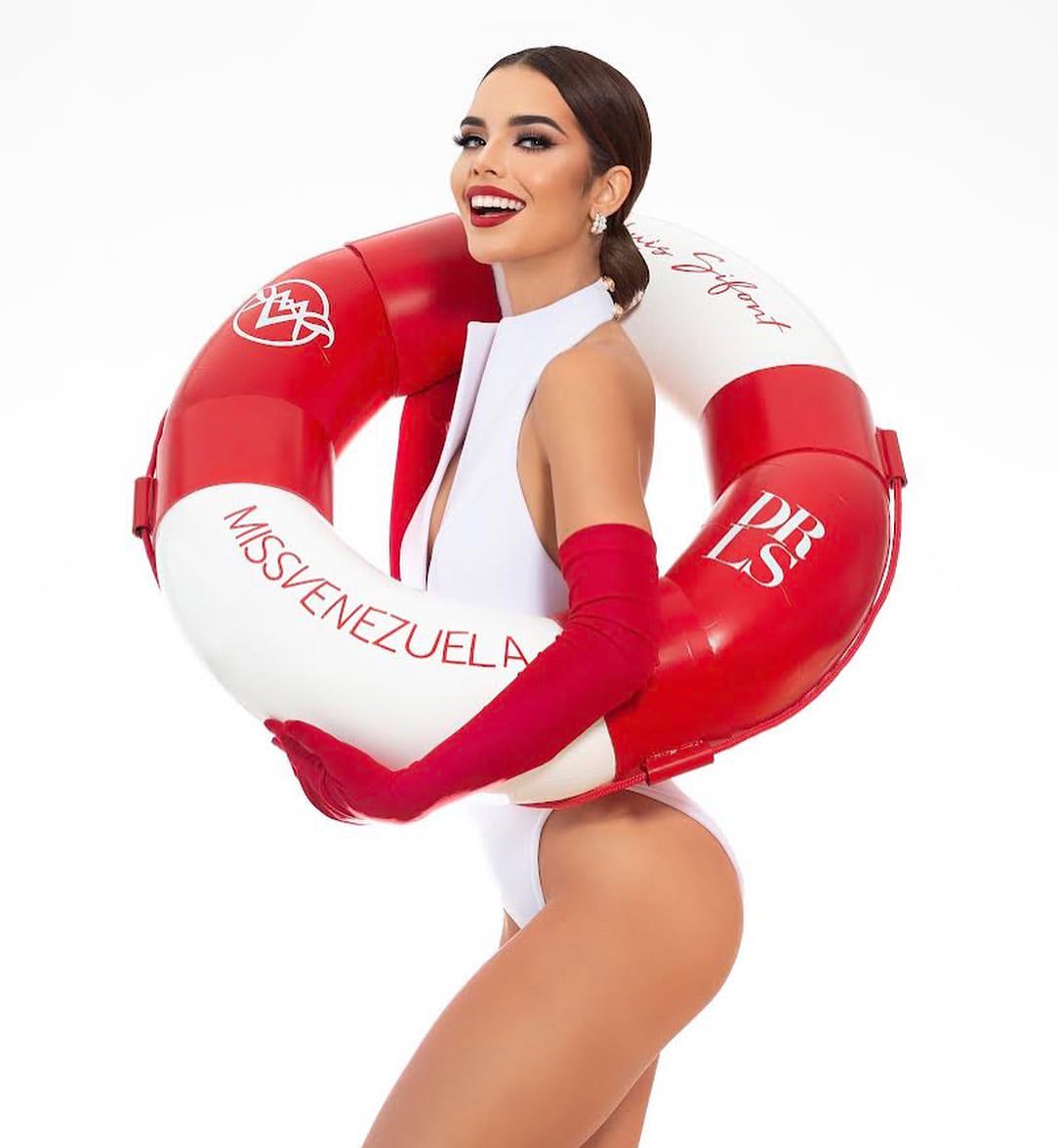 todocurso's tweet photo. #TodocursoNoticias
Miss Región Andina, Amanda Dudamel se corona como la nueva Miss Venezuela 2021 y nos representará en el Miss Universo 2022 felicidades Reina! 

 https://t.co/e5zK6oTydS

#MissVenezuela2021