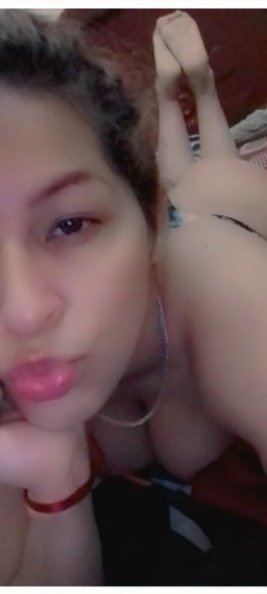 jova_0210's tweet image. Feliz noches mis amores 
.un poco perdida 😟...le envío un besito a todos ..!!