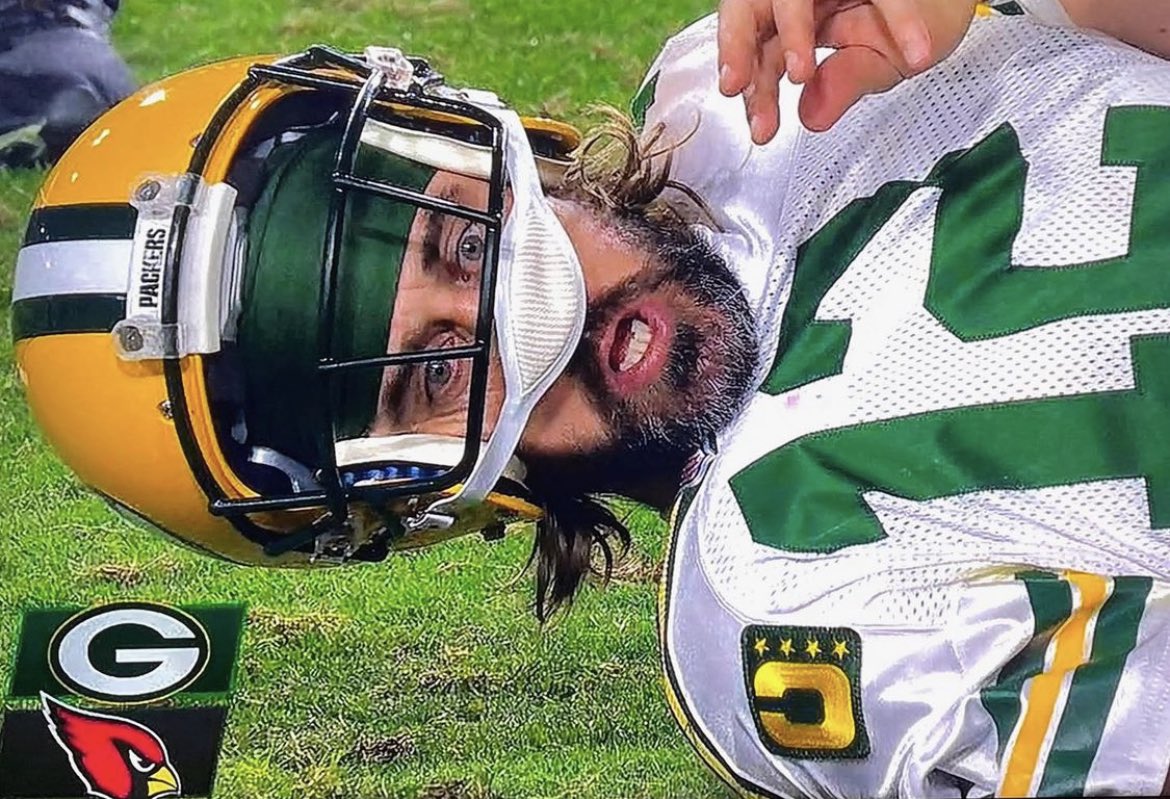 cholaskuhn's tweet photo. Kyler Murray watching that INT @packers @AZCardinals #nfl https://t.co/bpFy9Gd1Tv