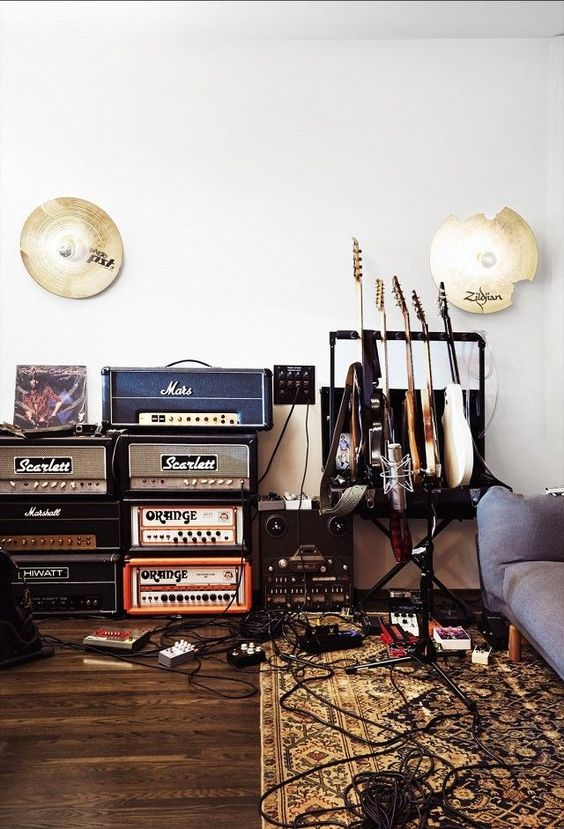EdRichwood's tweet photo. This is very tidy for a musician π€£
#concerts #andysix #concertlife #concertphotography #andybvb #andyblack #concerttime #andybiersack #concertphotographer #musicfestivals #gigphotography #musiclovers #concerto #livemusic #concertphotos https://t.co/j2HajgfLoY