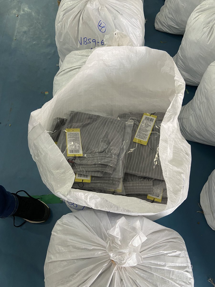 abhisheksinghDP's tweet photo. The clothes are being shorted and finished. #Danex is shaping life of more than 1000 families in @DantewadaDist. Thread 2/4 https://t.co/xszJ2q8eHC