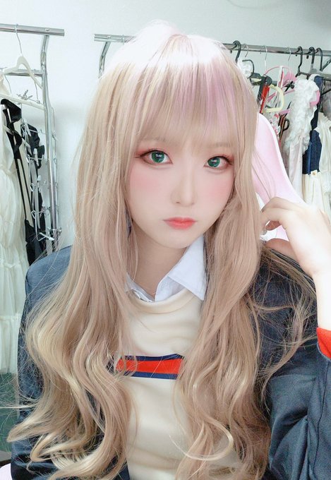 Twitterのコスプレ画像17