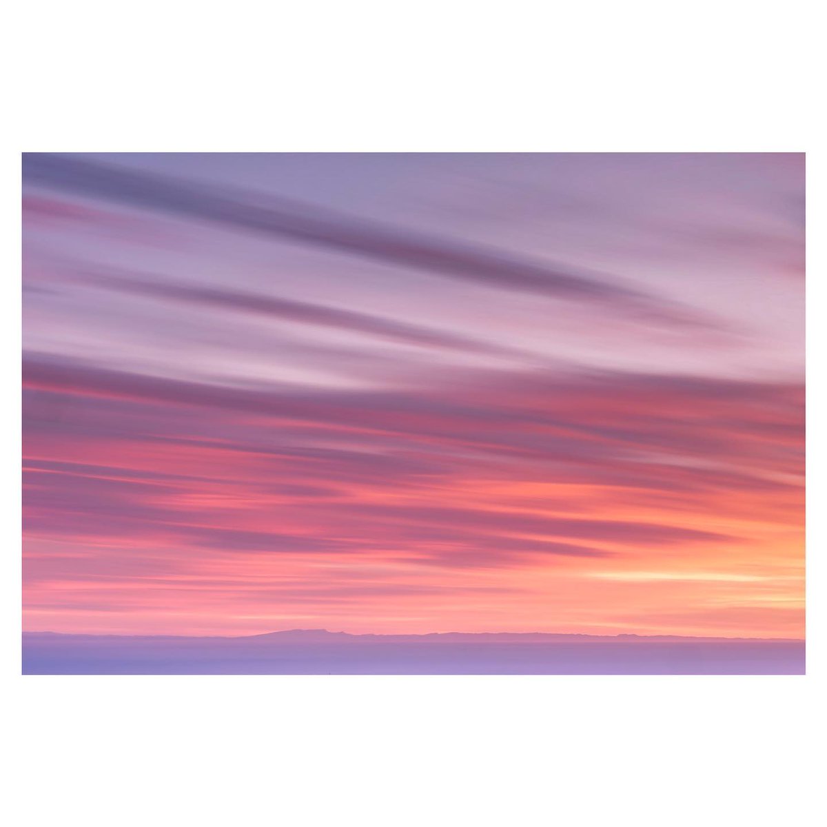 GTGHHawkesBay's tweet photo. 📷 by @emvanwyk_photography: Horizon Line
•
•
•
When it’s a beautiful clear day and you can see across the other side of the Bay 💕
•
•
#sunrise #seascape #longexposure #longexposure_shots #firstlight #dawn #sunriselover #visualcrush #pastels #sunrise_and_sunsets #hawkesbay https://t.co/w12vamsc4f