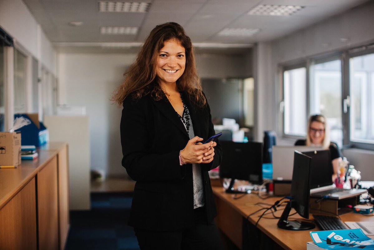 WE ARE HIRING! We are on the look out for a high-performing Student Course Advisor based in Melbourne. If you pride yourself on achieving sales targets, have a can-do attitude and are looking to join a disruptive global organisation, then apply today.  bit.ly/3CrJyQc