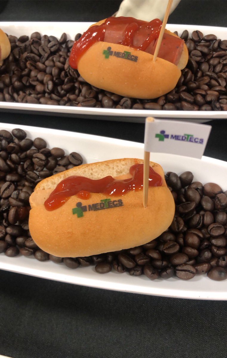 SophiaMedtecs's tweet photo. Had so much fun at Halloween party this year 👻👻👻 my personal fav were the mini @medtecs hot dogs hehehe 🌭 https://t.co/hTRGI8cUhb