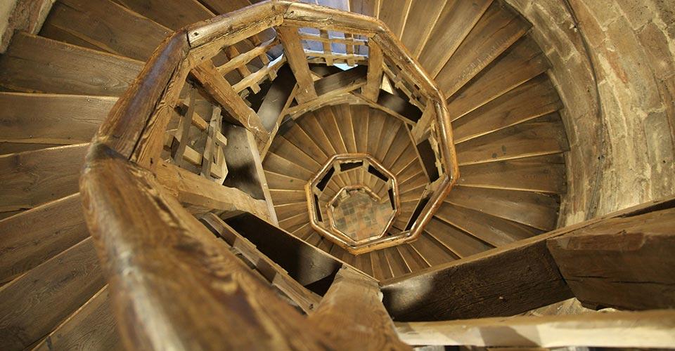 Ammatillisilla opettajaopiskelijoilla on tulevaisuuden opettajina keskeinen rooli inklusiivisten toimintatapojen edistäjinä. Anu Raudasoja &amp; Sanna Ryökkynen kertovat nrossa 3/2021, että opiskelijoiden asenteet inkluusiota kohtaan vaihtelevat eksklusiivisesta inklusiiviseen.