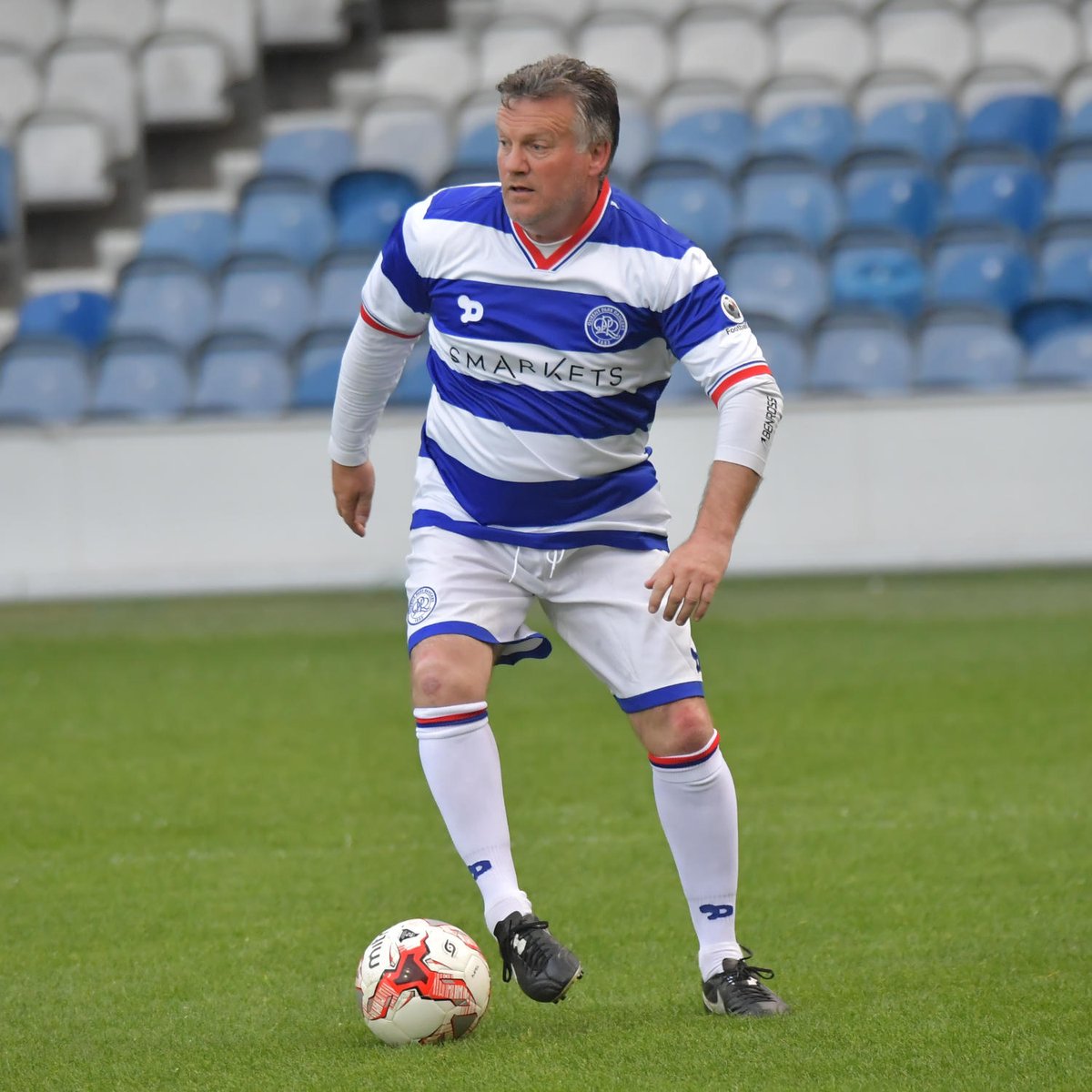 😍 #FootballAid Signed Shirts Still Available! 

👕 Choose from a fantastic selection of over 100 x shirts match worn by Legends like <a href="/kevingallacher8/">Kevin Gallacher</a>, <a href="/PatNevin/">Pat Nevin</a>, <a href="/_mattpiper/">Pipes🦉</a> &amp; <a href="/AndySintonQPR/">Andy Sinton</a>.

🛒 Buy Now from £25+P&amp;P Here 👉 footballaid.com/play

#SignedShirts #FootballShirts