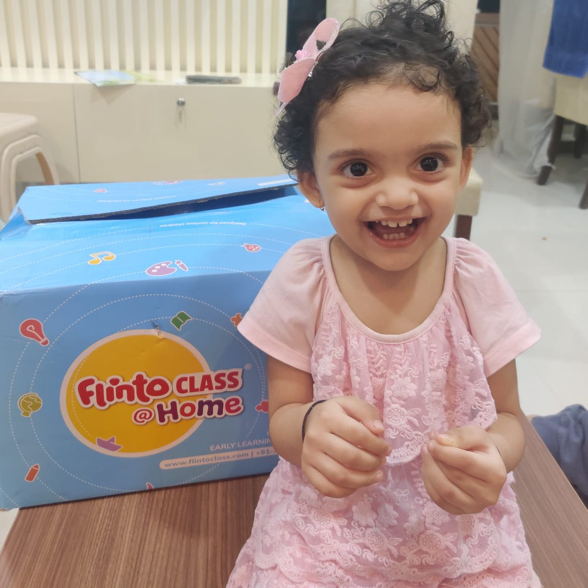flintoclass's tweet photo. That JOY 😍😃

#Flintokid #FridayFeeling #parenting https://t.co/XRa82zJ9Vd