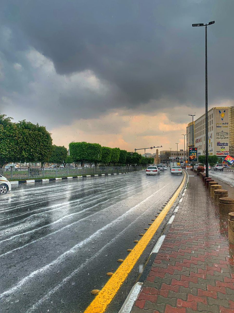 بوابة الوفد | #بوابة_الوفد| هطول أمطار غزيرة بمدينة الطائف بالسعودية ( صور )