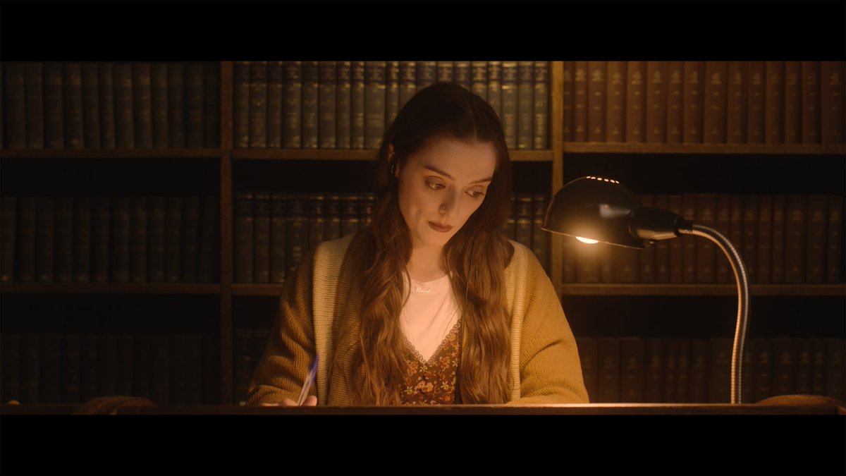 Rebecca Manley tweet media