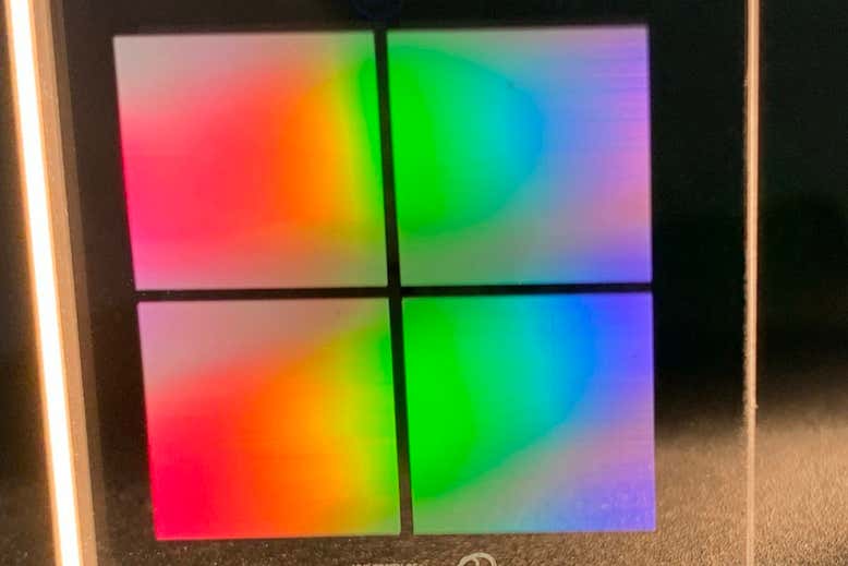 En utilisant un laser pour graver de minuscules trous dans un carré de verre, les chercheurs ont créé un support de stockage 10 000 fois plus dense que les disques Blu-Ray.
newscientist.com/article/229513…