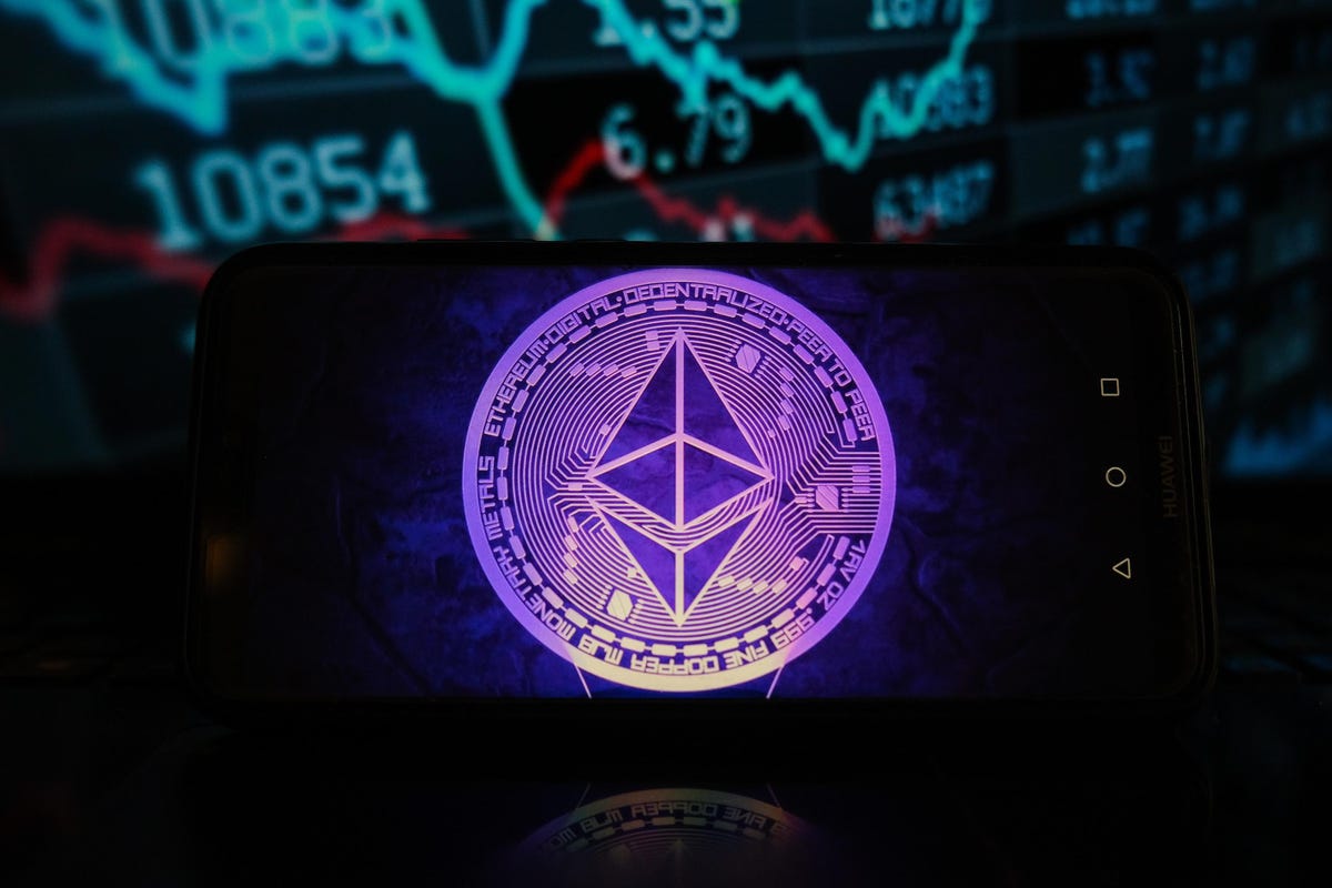 aleks_kins's tweet photo. #CryptoampBlockchain #cryptoblockchain Crypto Price Prediction: Ethereum Could Outpace Bitcoin And Surge To Over $50,000 https://t.co/Fwov5pJTn3 https://t.co/RwXZ5S4fmb