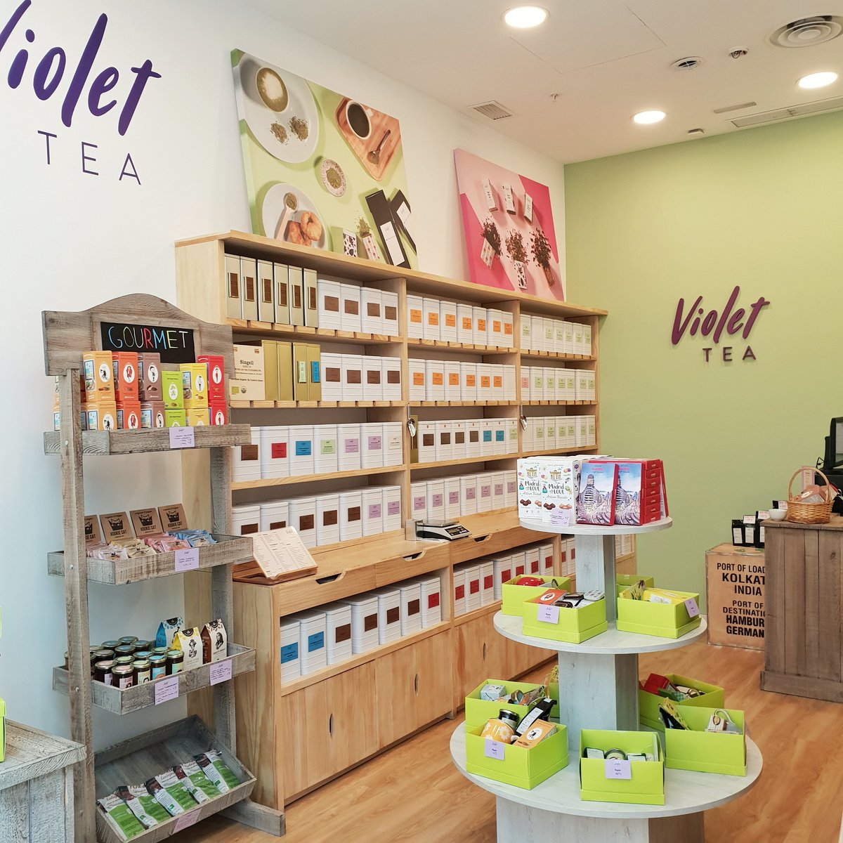 GastroMadrid_'s tweet photo. El arte milenario de moda a tu alcance: Las mejores tiendas de té de España 😋👏
#GastroMadrid 🔝 #Producto 🤤 #España #Tiendas #Té #Infusiones #Roiboos #TiendasDeTé #Eco #VioletTea #SansiSans #TucciTea @teterum #GoldenTips #ArteMileniario #Gastro #Planazo
https://t.co/21XfcVoSvT https://t.co/xY6JZ51xMw