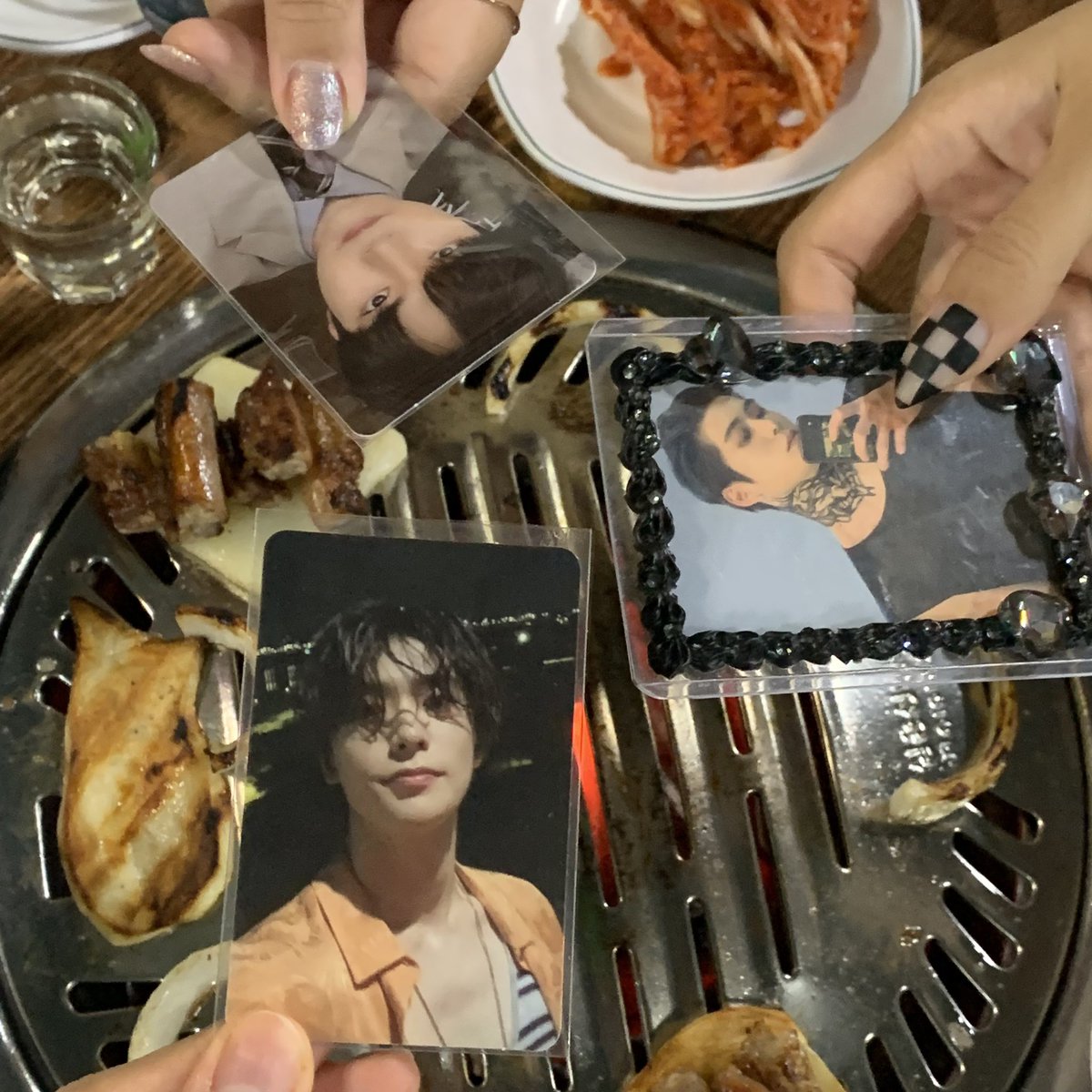 이거 찍고 포카 익음