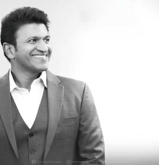 ShreyasGopal19's tweet photo. Absolutely shocked. RIP #PuneethRajkumar sir. 💔💔 https://t.co/lPNEaZA9b0