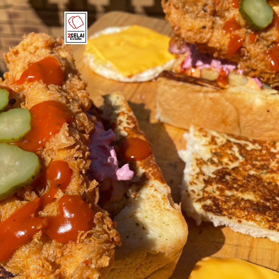 2_selai's tweet photo. “Impilo hi chicken, si’thela iSpice” 

Lunch is served. 🐔 https://t.co/eHKJWNZoHo