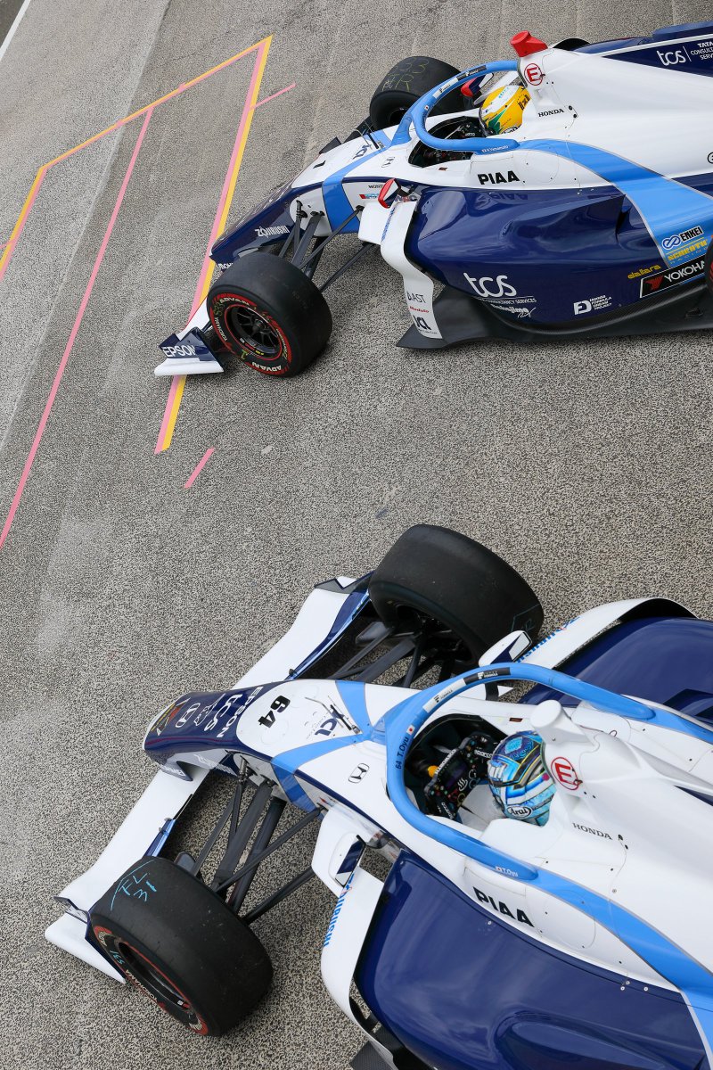 sumomoya's tweet photo. 早いもので、今年もTCS NAKAJIMA RACINGの皆さんを応援し続け、最終戦...。
山本選手、大湯選手、最終戦JAF鈴鹿グランプリ、素晴らしい走りを!!
#THISRACE #nakajimaracing #sformula https://t.co/Ncj3ybN8gd