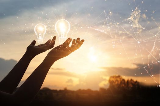 LombardiaInnova's tweet photo. 💡 È #online su @betapdb #UNIMIssion, nuovo strumento di accelerazione per tutte le progettualità che si originano dalla natura interdisciplinare de @LaStatale, realizzato in collaborazione con la piattaforma di #crowdfunding promossa da @folkfunding.
👉 https://t.co/JvK7jGDbB5 https://t.co/IH3NTecEuT