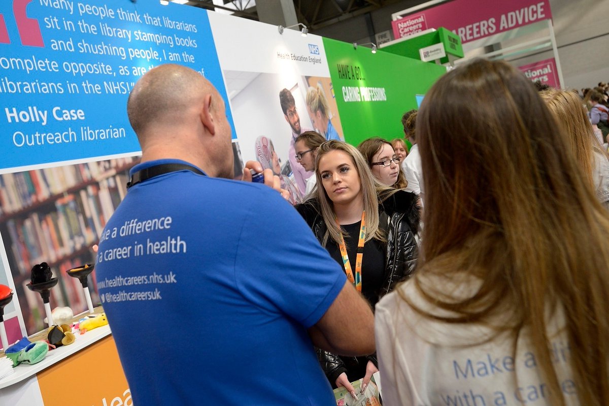 HealthCareersUK tweet picture