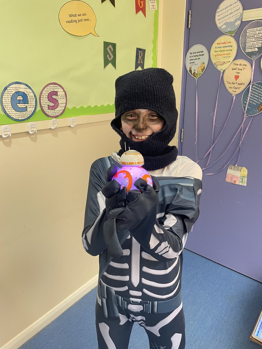 Mrs_T_101's tweet photo. The @Sphero bug has certainly hit P7. One of our spooky skeletons brought in his BB8 Sphero to work with todayโฆso cool! @HeriotWattUni @RoboticalLtd ๐๐ค #Roboticfun #STEM #Digi https://t.co/MaxZ0rxRnm