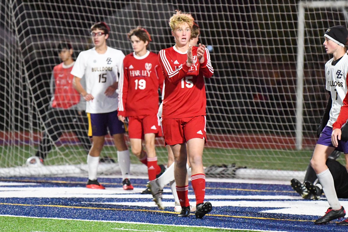 HartleySoccer's tweet photo. Hartley community, we need your support! Come out Saturday at 7pm at Worthington Christian as the boys take on St Francis Desales for the district championship 🔴🔵⚪️⚽️ 

#bishop #hartley #hawks #soccer #football #BHHS #CCL #finals https://t.co/wCd1jvGOpb
