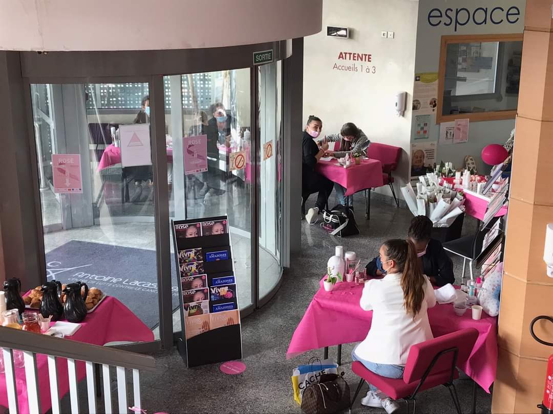 Emm_BARRANGER's tweet photo. #OctobreRose2021
👏 #CAL #Dépistage et Informations sur le #CancerDuSein
📌Dernier jour de Rdv Rencontres et échanges avec les Associations Partenaires
@LCancer06 @CRCDC_SUD_PACA
@SportetCancer #APAForme #JALMALV Côte d'Azur
#CancerOnSEngage @Lacassagne_Nice
@GroupeUNICANCER https://t.co/Us17S660uW