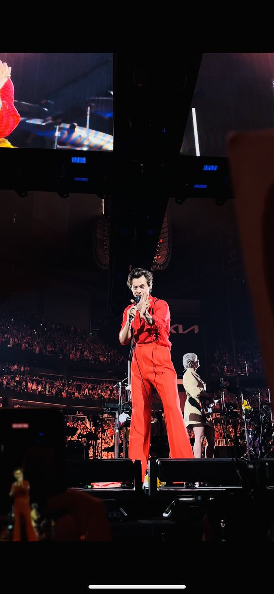 jilliankylem's tweet photo. @Harry_Styles Love On Tour
Atlanta, Georgia 10/28/2021 https://t.co/VWC1gRLpad