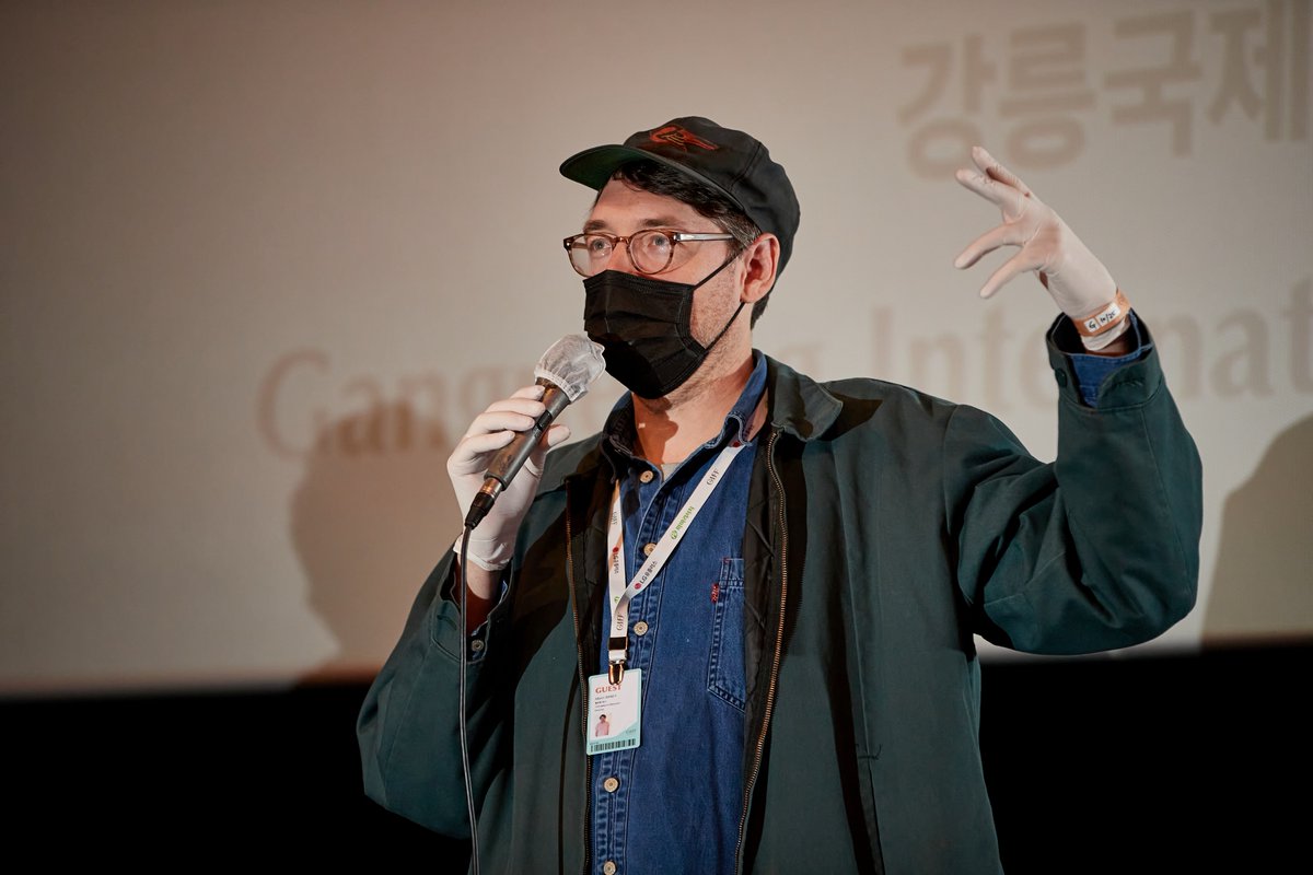 GIFF_Kr's tweet photo. #GIFF_PIC
강릉국제영화제를 찾은 국제장편경쟁 부문 상영작 감독님들의 GV 현장 스케치!

#보톡스 #카베마자헤리 #스트로베리맨션 #앨버트버니 #이웃들 #마노카릴 #준호 #부석훈 #Botox #StrawberryMansion #Neighbours #Junho https://t.co/3S5Dh2yLaQ