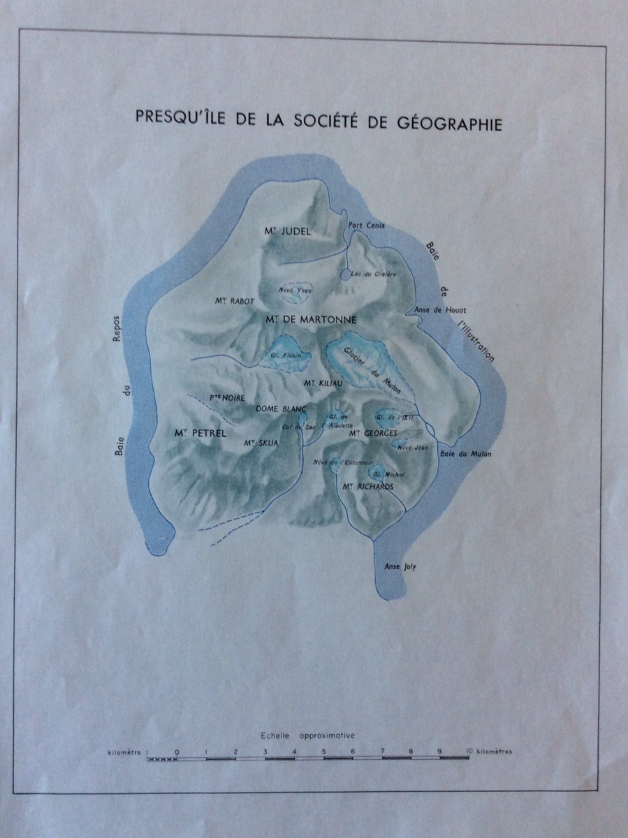 BrunoStartrekk's tweet photo. Petit clin cartographique pour les 200 ans de la Société de #Géographie dont la date anniversaire approche, une jolie #carte de la presqu'île éponyme sur #Kerguelen. Elle fait partie des trésors de notre #cartothèque👌@universite_uppa @CST_UPPA @UMR_TREE @soc_geo @XavierMauduit https://t.co/3rnD268UZ7