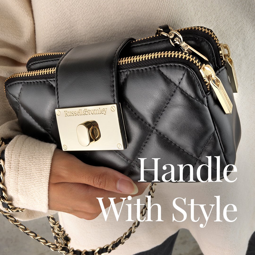 randbofficial's tweet photo. Grab hold of the trends with our luxurious handbags, updated with modern top handle designs.
#russellandbromley #RBAutumn #RBHandbag #crossbodybag
https://t.co/JW6Q6f9R7b https://t.co/mB574xvD3K