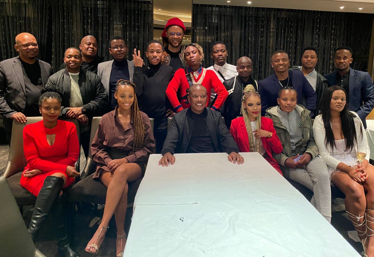 Julius_S_Malema's tweet photo. Thank you team Red Brigade for courageously &amp; selflessly crisscrossing the country, delivering the message of hope to our people. We highly appreciate you choosing the revolution over kleptocracy. You made it exciting and our people are looking forward to Monday the 1st.#VoteEFF https://t.co/fWTbWzvmht