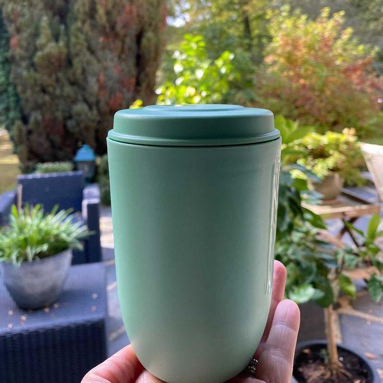 Les prototypes fonctionnels sont là 🙌
Une dernière phase de tests et #LeBog sera prêt !
L'essentiel à portée de main : pour le chaud et le froid, toute la journée, tous les jours, toute la vie🌍 #JamaisSansMonBog 
Les pré-commandes à portée de clic : biom.paris/le-bog/