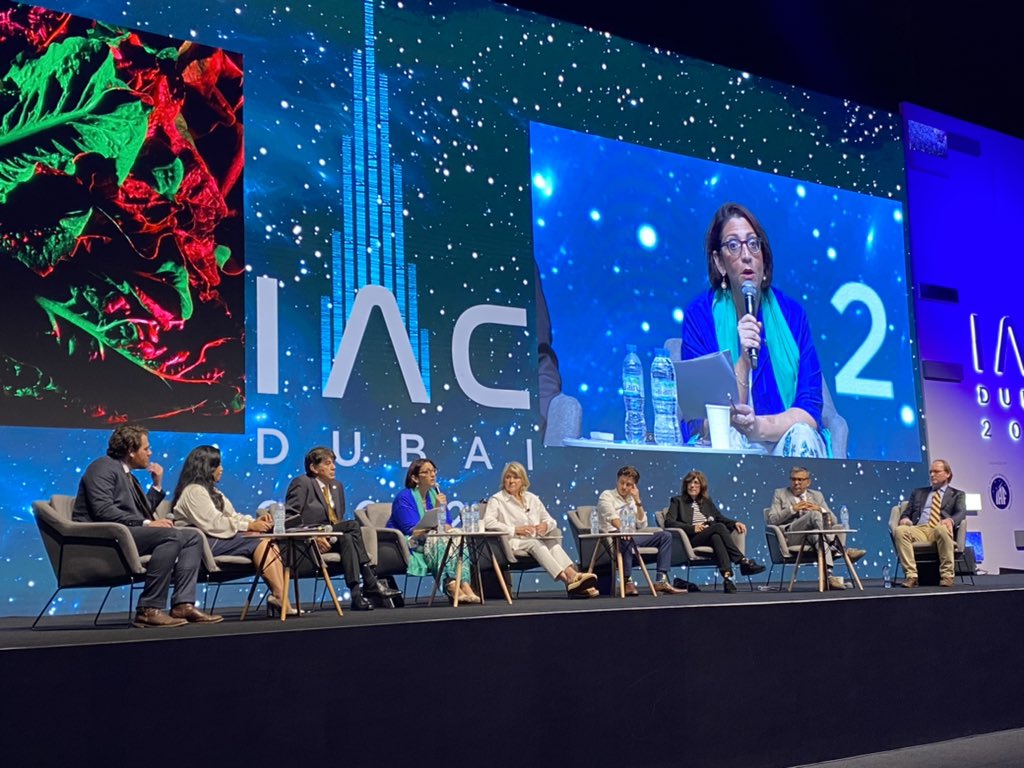 TryAstreas's tweet photo. Small scale farmers produce 1/3 of the food for our planet. They are the backbone of our food system. Bring down the silos that exist so we can find sustainable and regenerative solutions for food production. - @HelenePapper #IAC2021 https://t.co/MvC3O13e43
