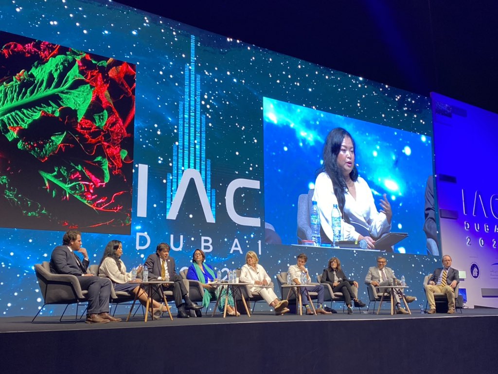 TryAstreas's tweet photo. Diversity is not only about ethnic diversity, but also of thought, of discipline, of profession. Pairing Michelin chefs w engineers, nutritionists, botanists, bioengineers, food packaging experts, business leaders is how we innovate food on earth &amp; space -@mfoundation #IAC2021 https://t.co/cj56nuT4ZU