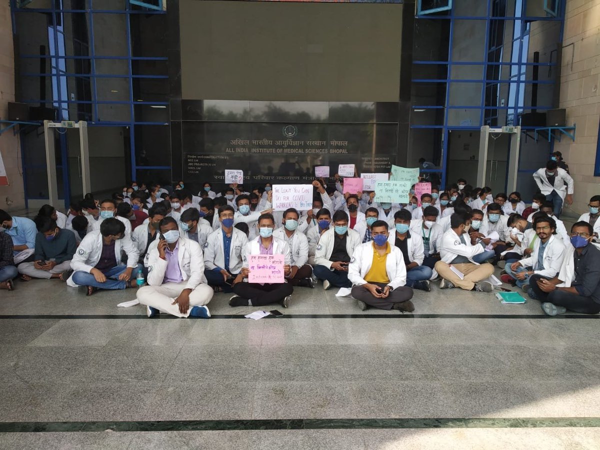 Day 2 of Interns Strike at AIIMS Bhopal, still no positive response from Administration.  Interns wants incentive as promised. <a href="/DrHarjitBhatti/">Harjit Singh Bhatti</a> @DirectorAtAIIMS <a href="/AIIMSBhopal/">AIIMS-Bhopal Official</a> <a href="/PMOIndia/">PMO India</a> <a href="/MoHFW_INDIA/">Ministry of Health</a> <a href="/mansukhmandviya/">Dr Mansukh Mandaviya</a> 
#aiimsinternonstrike
#nocompetentauthority