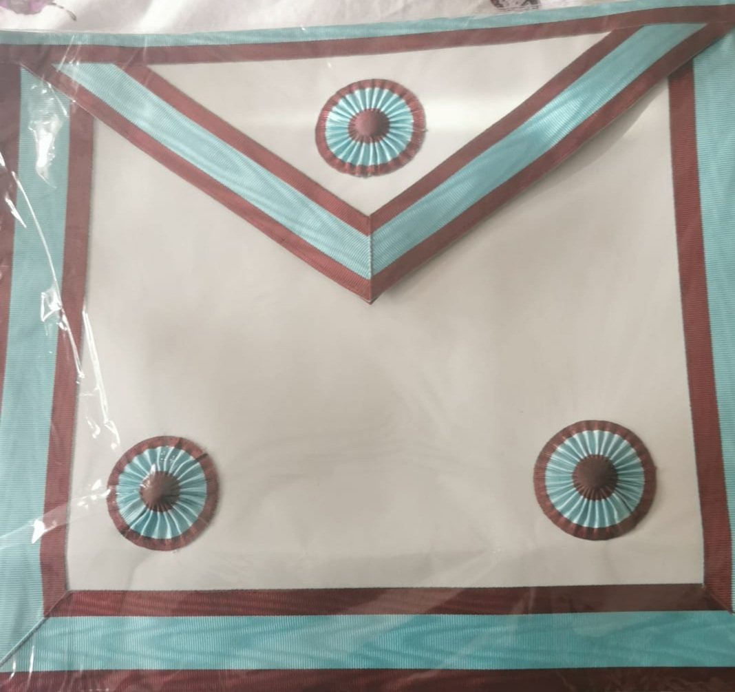 SBaxter77's tweet photo. 5 1/2 years ago I took my 1st & I promised my mentor that I would take my #MarkDegree once I had done what I wanted. Today I honour that promise & can't wait to be advanced into the #Locomotion #Lodge 2013 of #MarkMasons with him as my guest. @MarkMasonsHall @GLofMMM #Freemasonry https://t.co/CiascoakzL