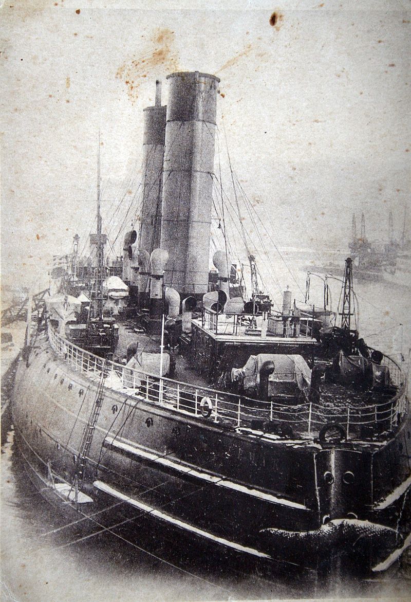 первый ледокол