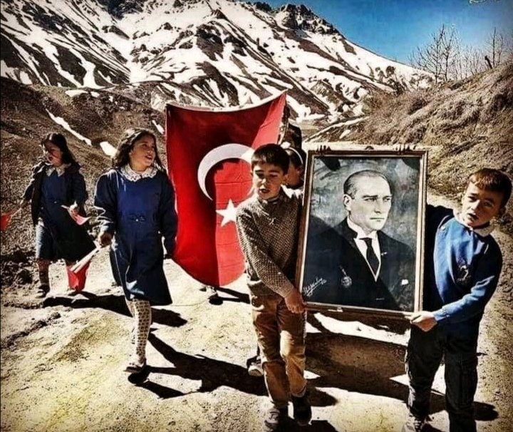 fatih_vicdan's tweet photo. 29 Ekim Cumhuriyet Bayramı kutlu olsun https://t.co/SXchApSpvg