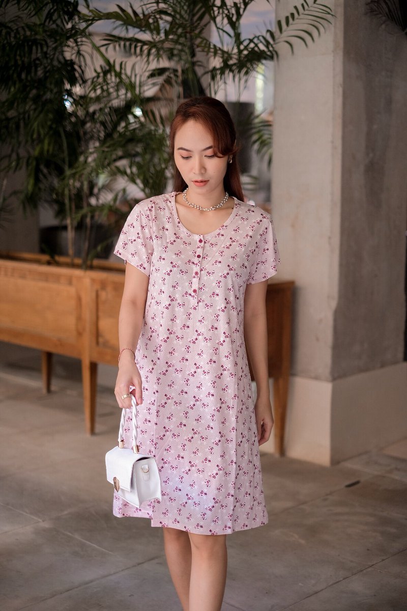 longgaroutfit's tweet photo. @ririnriandini Hai mbak @ririnriandini!
Boleh bantu RT, siapa tau ada yang lagi butuh/cari.

Saya jual daster dan piyama kualitas export. Lagi ada diskon up to 20%!!

Bisa mampir ke Shopee ya, pengiriman dari Bandung.
https://t.co/ZrDYZL62qw https://t.co/jIPWRCtDuC