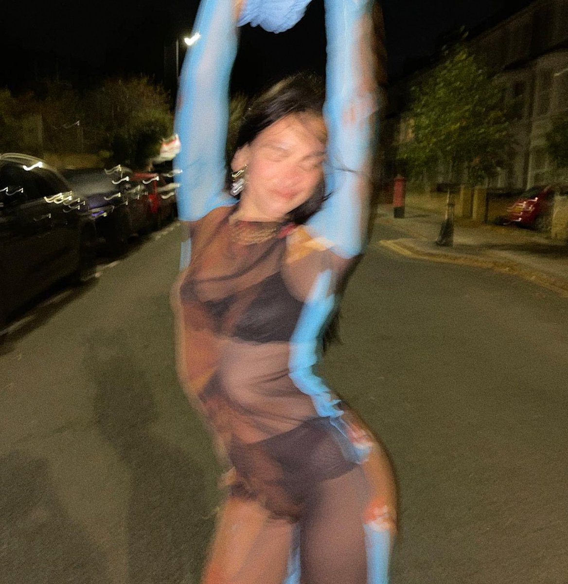 duamymoonlight's tweet photo. The hottest queen really deserves her reputation ❤️‍🔥 https://t.co/GdrobYDBCI