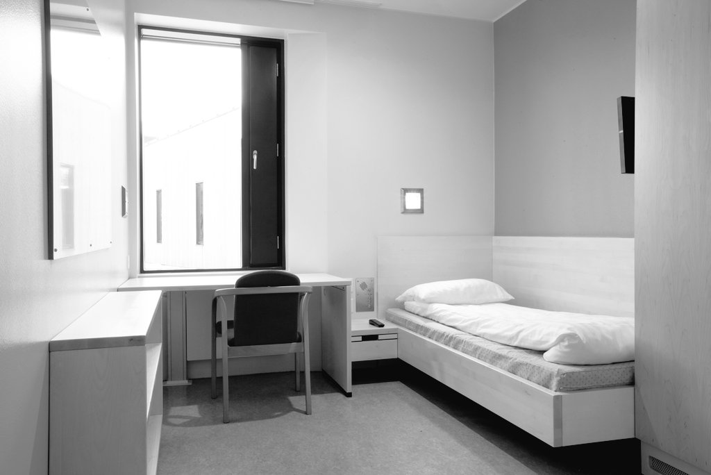 Pamacious's tweet photo. @cwellmon One of these is a proposed dorm room, and the other is a Norwegian prison cell. Which is which? https://t.co/PzLHEX5jpl