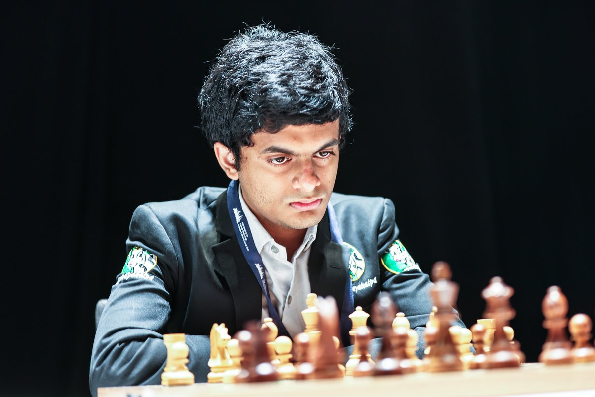 Grand Swiss R2: Tenacious Nihal survives the Caruana challenge