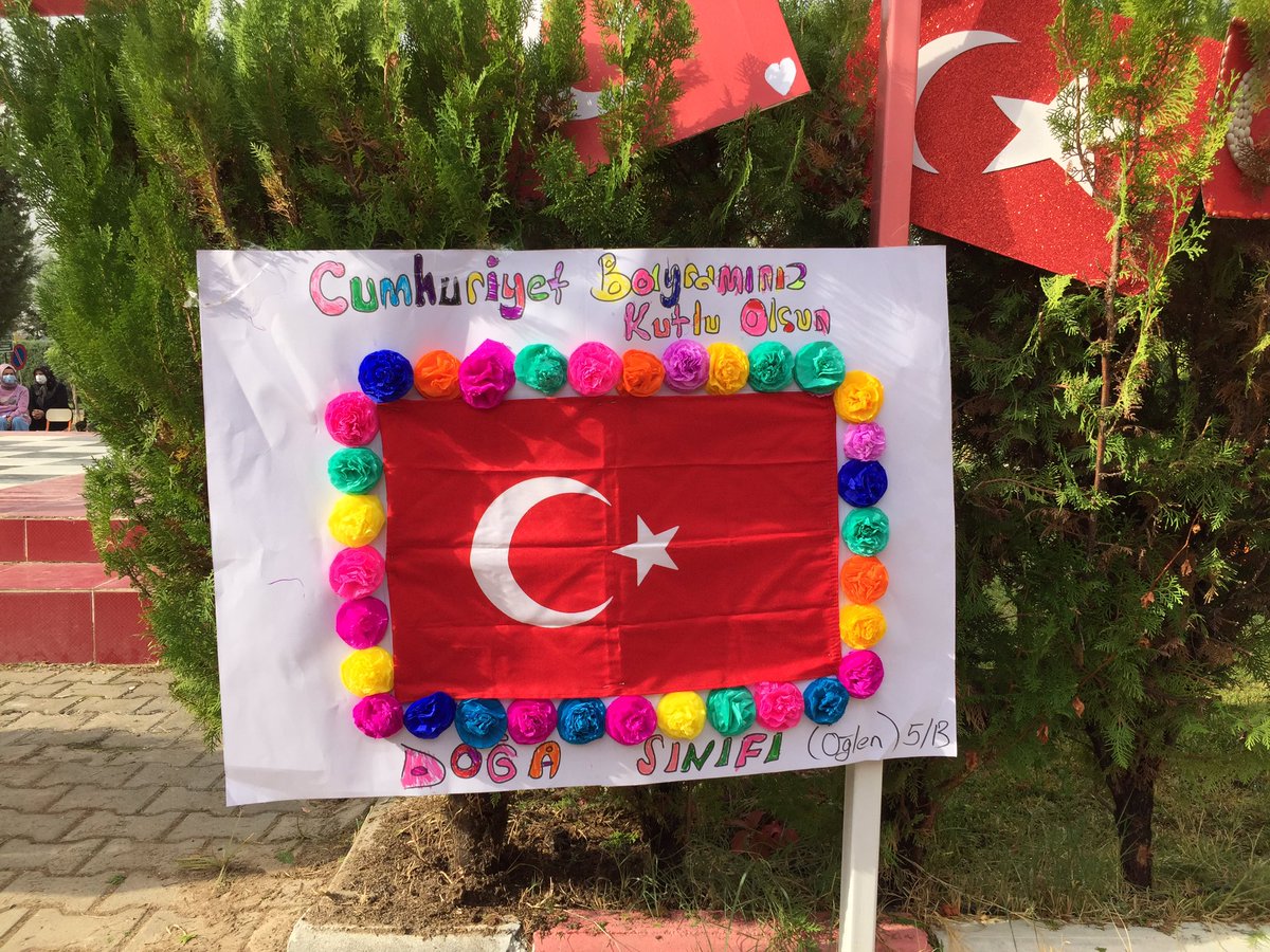 adymnsumer's tweet photo. Bugün Cumhuriyetimizin 98. yıl dönümü. Hep birlikte gurur ve mutlulukla nice yıllara… 29 Ekim Cumhuriyet Bayramımız Kutlu Olsun. https://t.co/uxtRBvhdmR