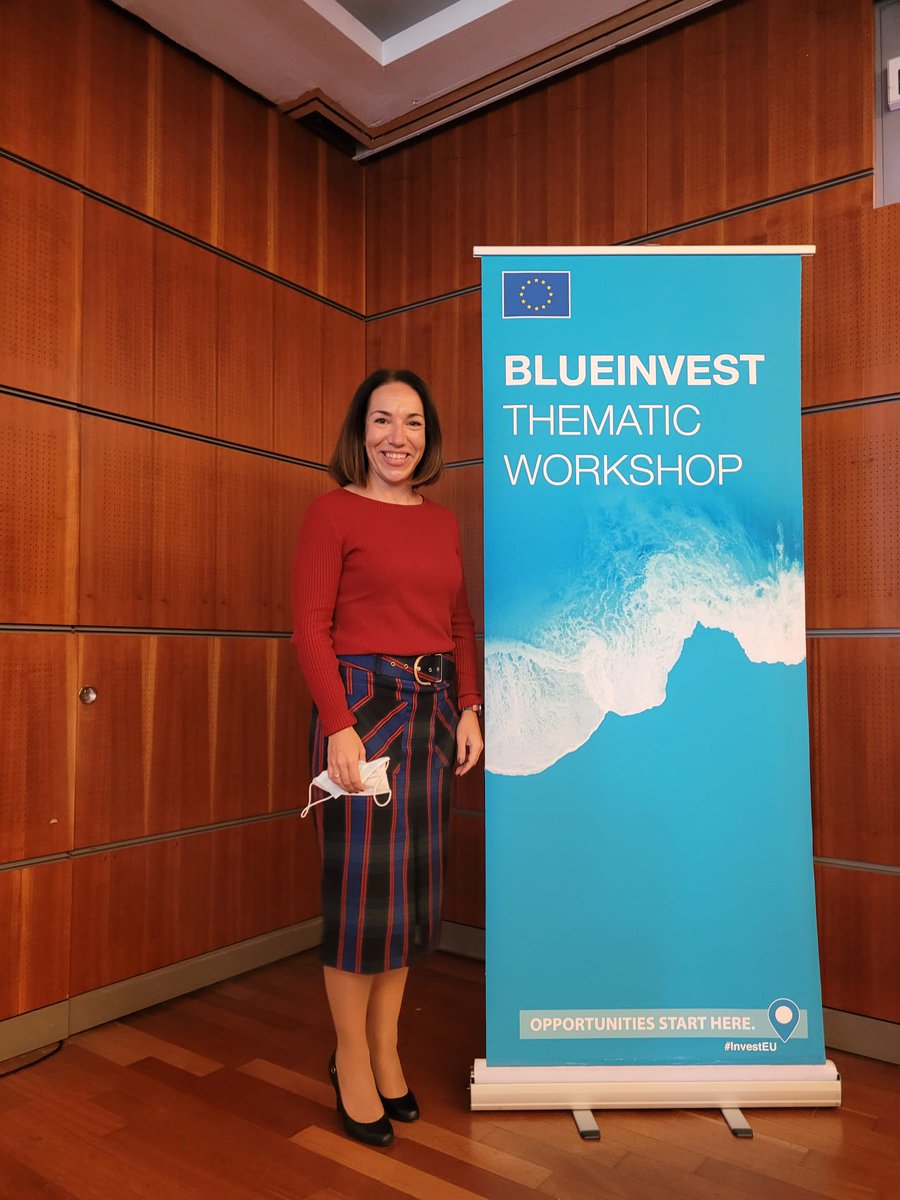 tecnopackaging's tweet photo. Here is dr. @VMartinezNogues presenting @Fish4fishP at @Ecomondo 🦞

#CircularEconomy from #biowaste of the seafood sector to a new active &amp; sustainable material for fish packaging

#BlueEconomy longer fish shelf life thanks to antimicrobial &amp; antioxidant properties of packaging https://t.co/kCl5Tb7rZs
