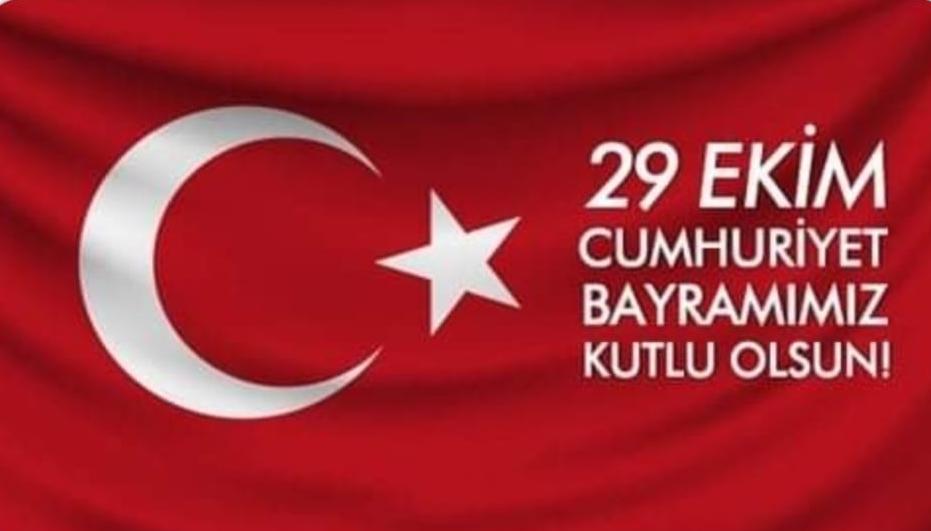 Şanlı bayrağımın gölgesinde, nice Cumhuriyet Bayramları dolu yıllara inşallah. Bayramımız kutlu olsun.