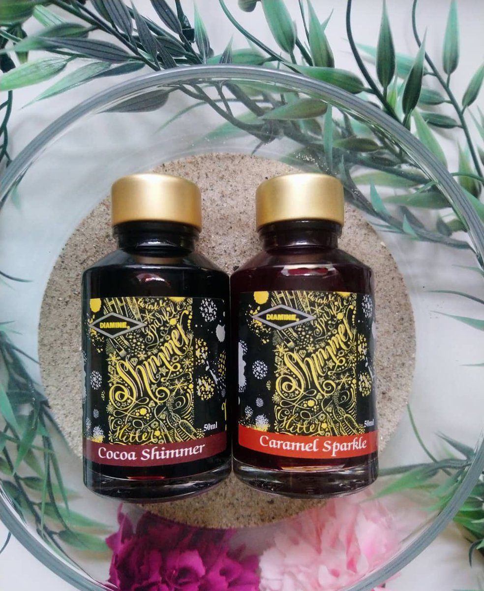fountainfeder's tweet photo. Diamine Shimmer inks ! What is your favourite colour ?
#diamineink #diamineshimmerink #shimmerink #glitzertinte #glitzer #füllertinte #fountainpenink #tinte #füllfederhalter #schreibmalwieder #inktastisch #inkbottles #inknerds #handschrift #shimmer https://t.co/le7MrLbPZJ