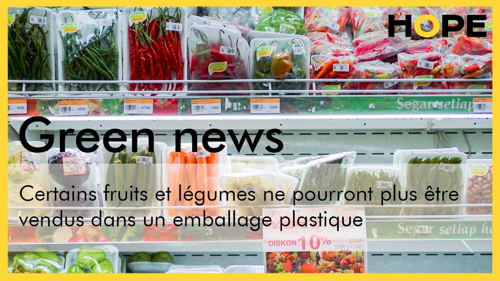 HopeNewsFR's tweet photo. Bientôt la fin des déchets plastiques ! 🌱  
Dès le 1er janvier 2022, une trentaine de fruits et de légumes frais ne pourront plus être vendus dans un emballage plastique en France 🍅🍏
#greennews #ecologie #goodnews #France #hope #hopenews https://t.co/rgXJsrZEiC